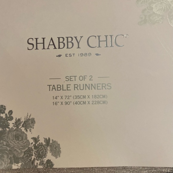Set of two Shabby Chic table runners - Picture 3 of 5